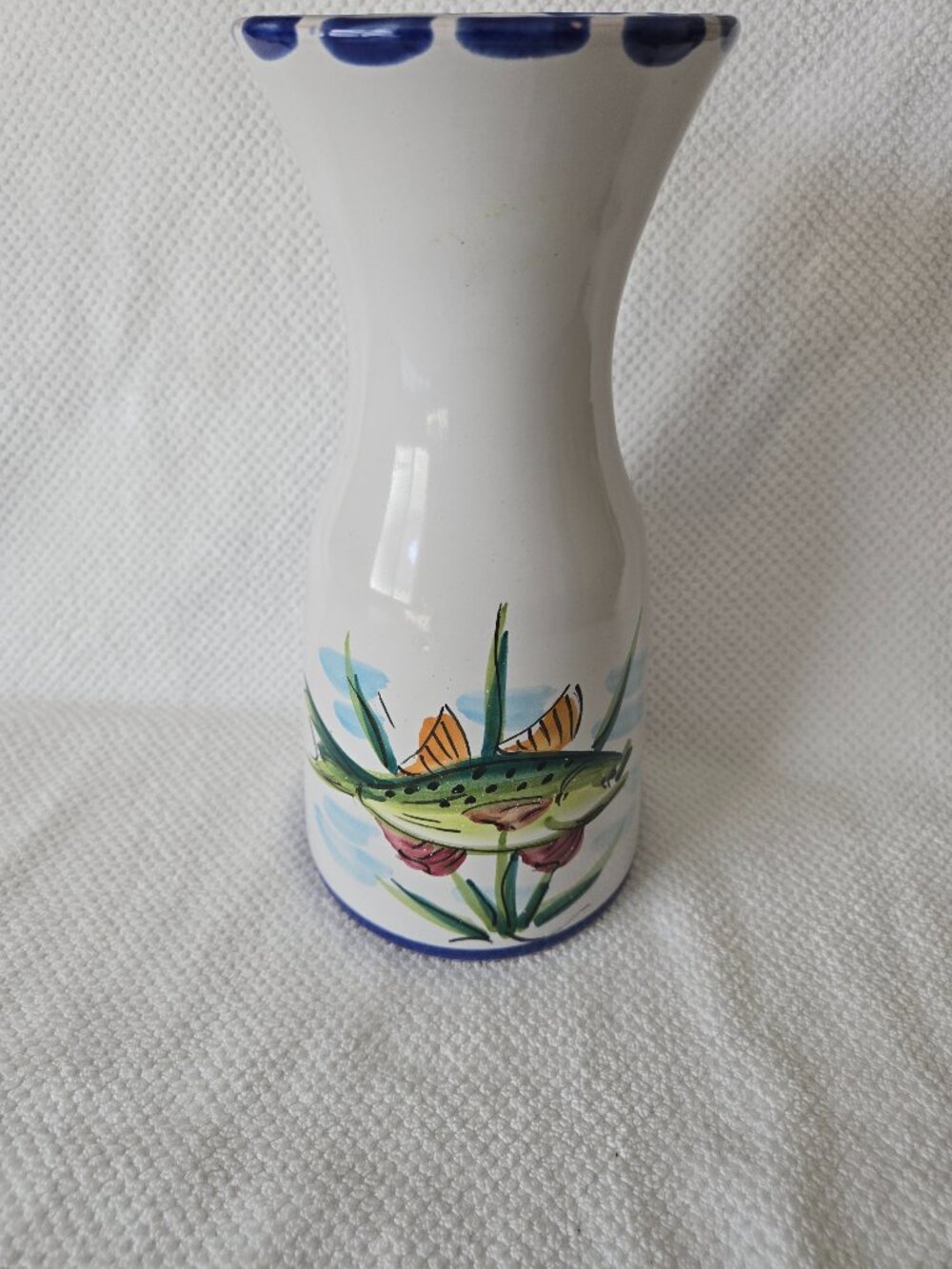 VIETRI ITALIAN HAND PAINTED CERAMIC FISH CARAFE/VASE